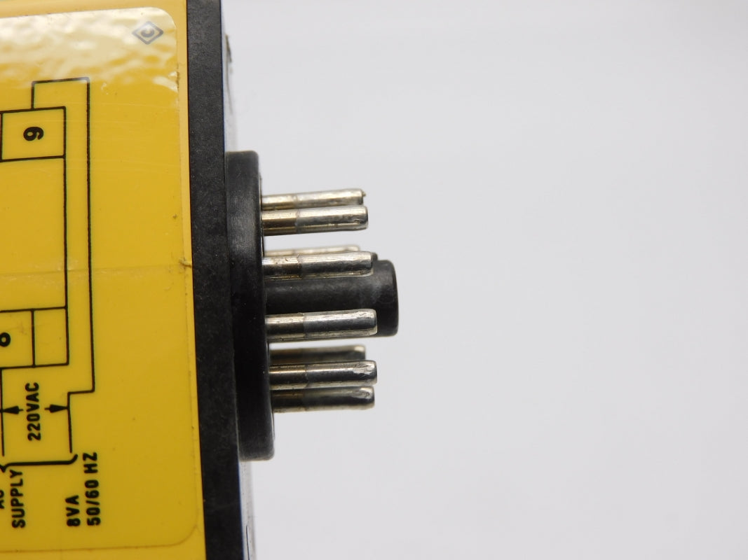 BANNER ENGINEERING CI3RC 110/220VAC 5A UNMP