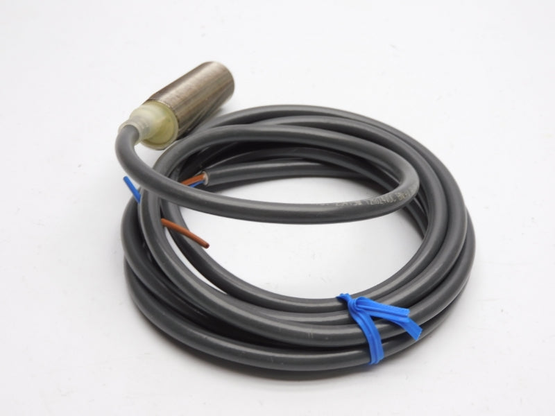 OMRON E2E2-X7D1 12-24VDC 2M NSNP