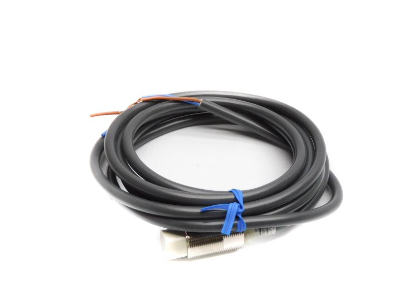 OMRON E2E-X14MD1 12-24VDC 2M NSNP
