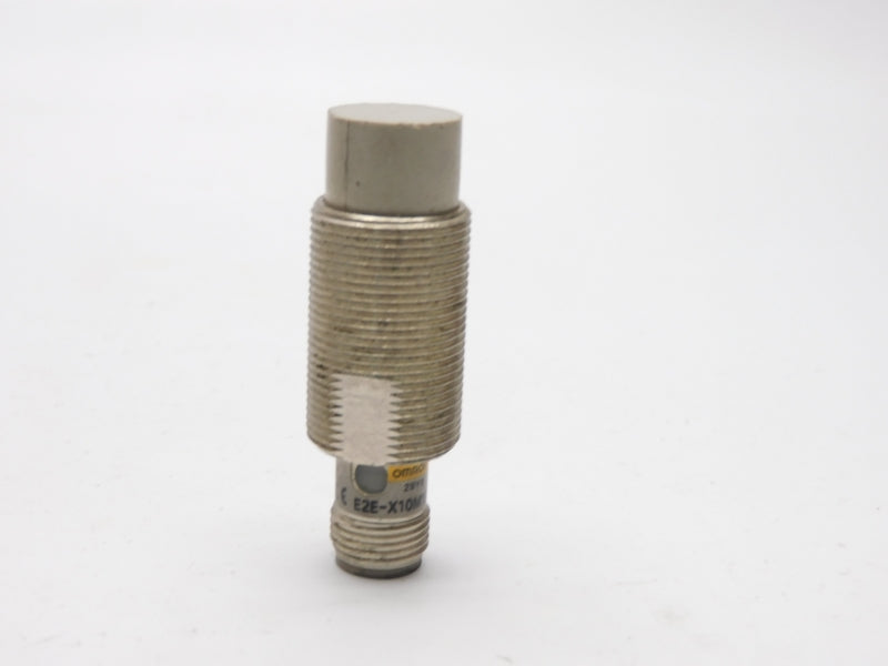 OMRON E2E-X10MY1-M1 24-240VAC UNMP