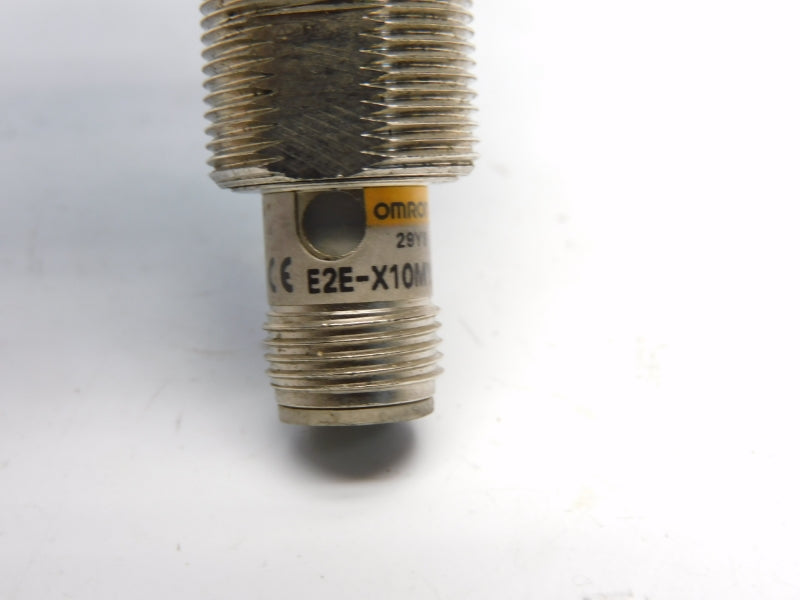 OMRON E2E-X10MY1-M1 24-240VAC UNMP