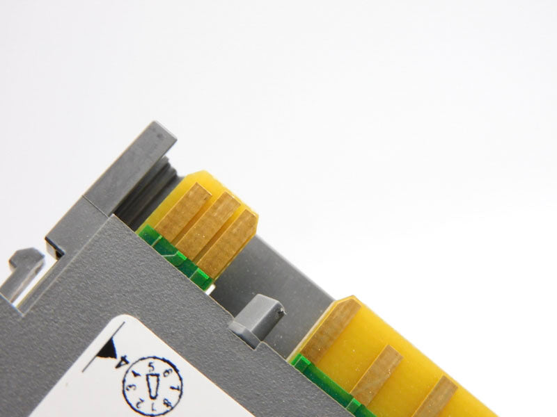 ALLEN BRADLEY 1734-OE4C SER. C 10-28.8VDC F/W 3.002 UNMP