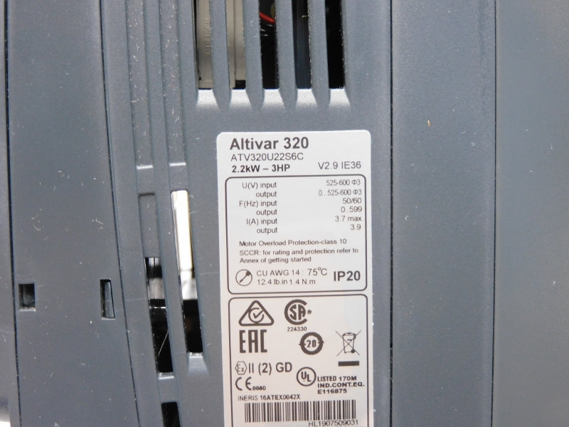 SCHNEIDER ELECTRIC ATV320U22S6C 525-600V 3.7A NSMP