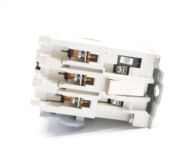 EATON AN16DN0 SER. B1 110/120V 27A UNMP