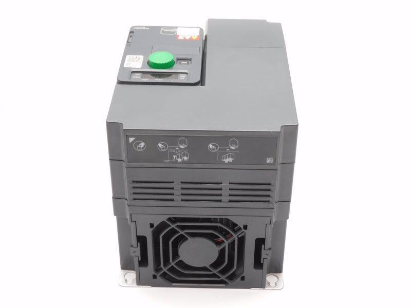 SCHNEIDER ELECTRIC ATV320U55M3C 200-240V 35.4A NSMP