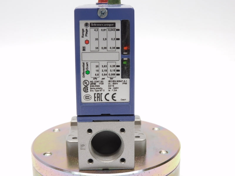 TELEMECANIQUE XMLBS35R2S11 500V 1,5A 5,1PSI NSMP