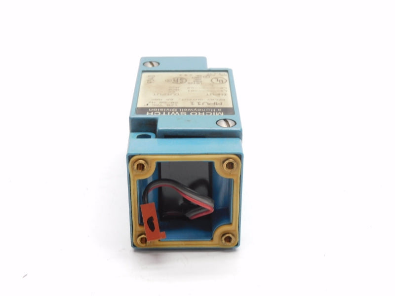 MICRO SWITCH MPV11 120VAC 6A UNMP