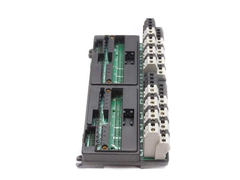 FANUC IC670CHS002A (NO COVER) UNMP
