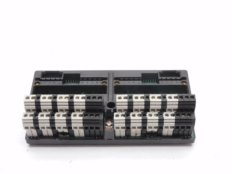 FANUC IC670CHS002A (NO COVER) UNMP