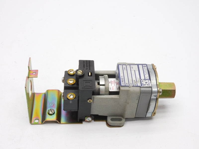 SQUARE D 9012GNG-4 SER. B 1.5-75PSI NSNP