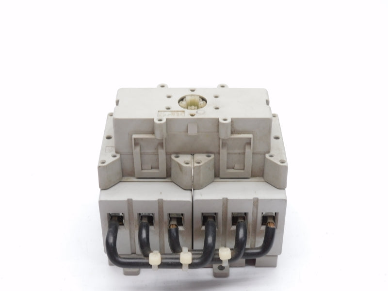 ALLEN BRADLEY 194E-E40-3753 SER. B 690V 21A UNMP