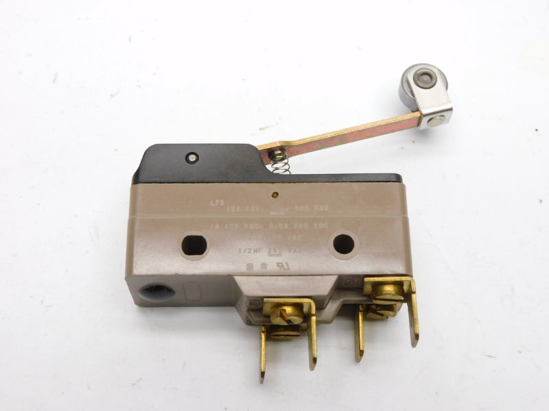 MICRO SWTCH BZ-2AW82-D6 480VAC 15A NSMP