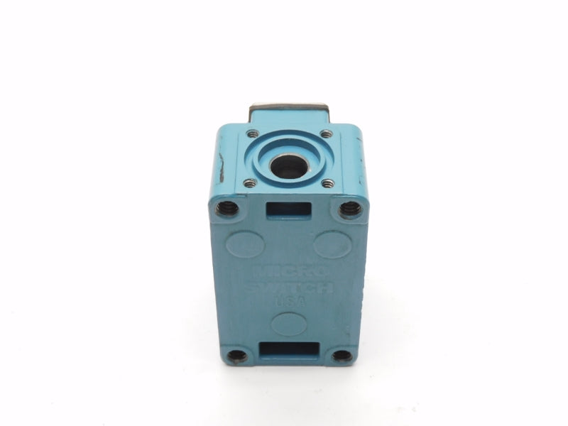 MICRO SWITCH 1LS131 600VAC 10A (AS PICTURED) UNMP