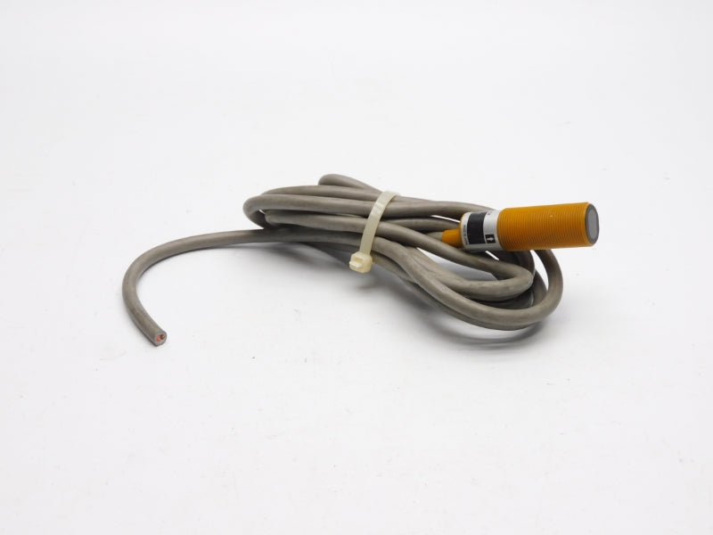 OMRON E3F-3L 12-24VDC UNMP