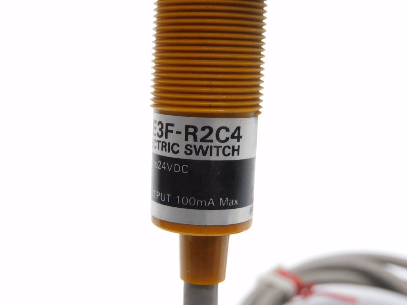 OMRON E3F-R2C4 12-24VDC UNMP