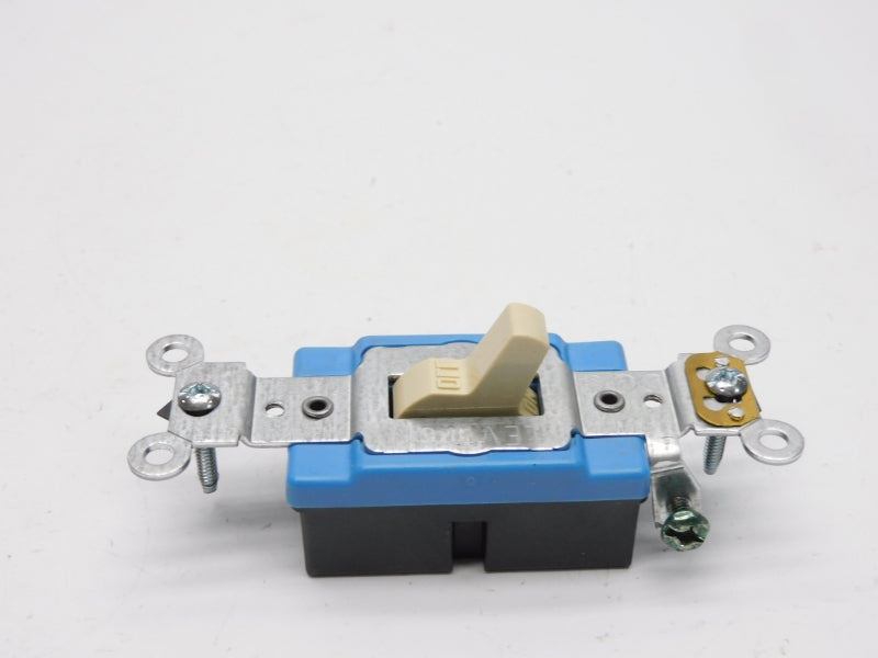 LEVITON 1101-2I 120/277VAC 15A NSMP