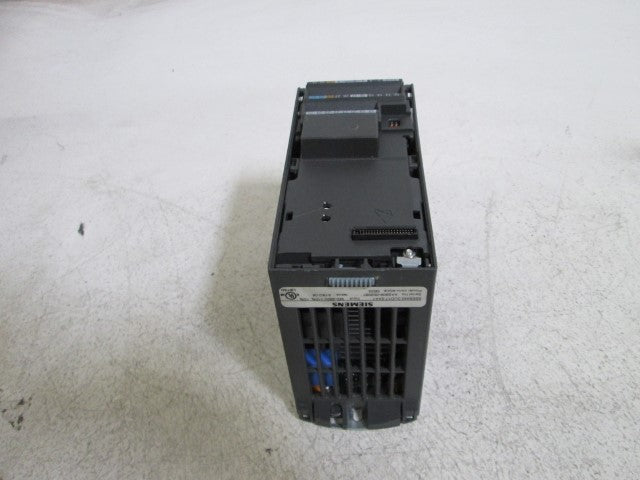 SIEMENS INVERTER 6SE6440-2UD17-5AA1 (AS PICTURED) *USED*