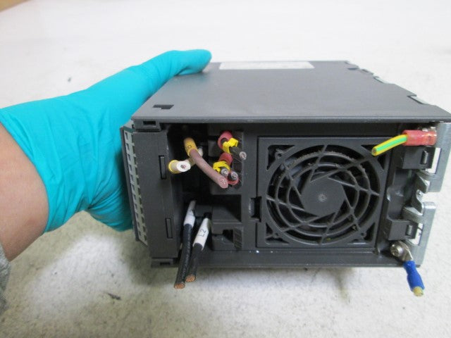 SIEMENS INVERTER 6SE6440-2UD17-5AA1 (AS PICTURED) *USED*