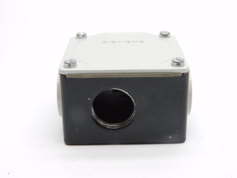 SIEMENS 3SE2100-0F 500V 6A UNMP