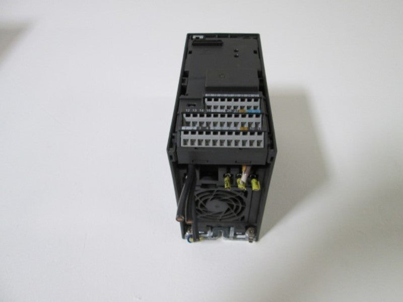 SIEMENS MICROMASTER 440 6SE6440-2UD21-5AA1  (AS IS) *USED*