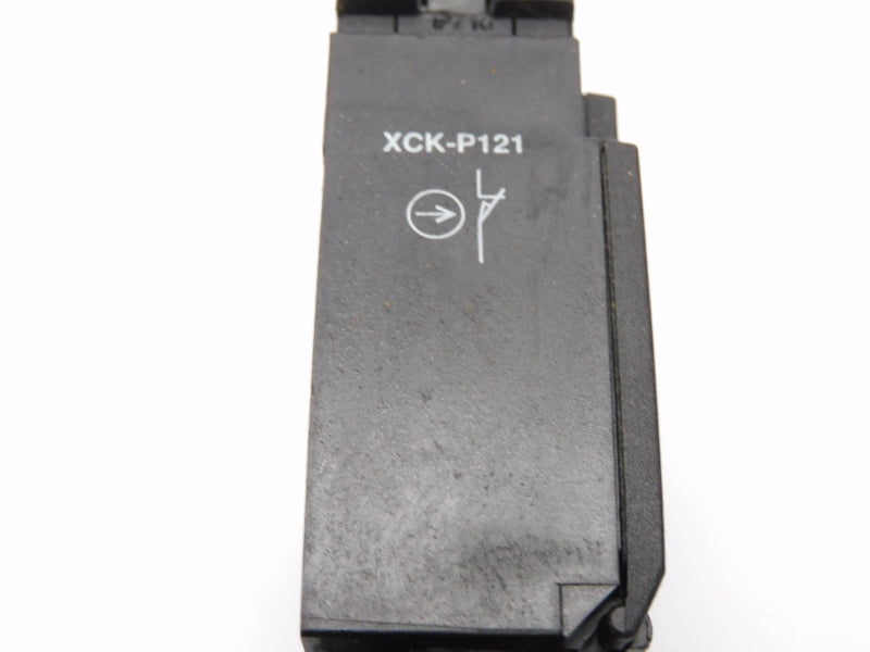TELEMCANIQUE XCK-P121H7 240V 3A NSNP