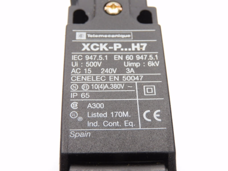 TELEMCANIQUE XCK-P121H7 240V 3A NSNP