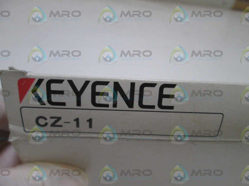 KEYENCE COLOR SENSOR CZ-11 *NEW IN BOX*