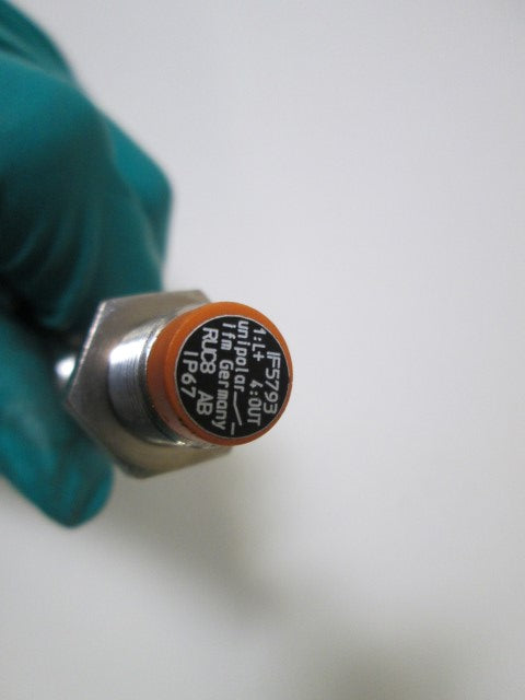 IFM EFECTOR IF5793 IFB2004-ARKG/UP/US-100-IRS PROXIMITY SENSOR *USED*