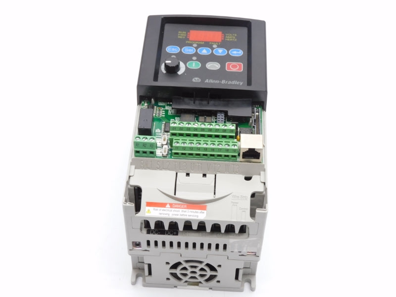 ALLEN BRADLEY 22B-A5P0N104 SER. A 180-264VAC 12.0A F/W 6.01 NSNP