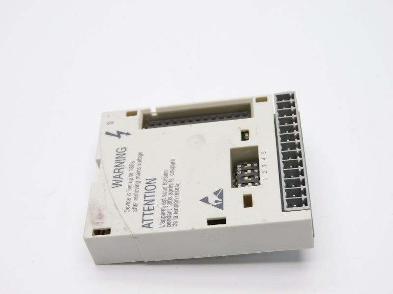 LENZE E82ZAFSC100 00472938 (NO TERMINA) UNMP