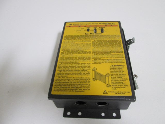 STI SAFETY LIGHT CURTAIN CONTROL 28509-0020 *NEW NO BOX*