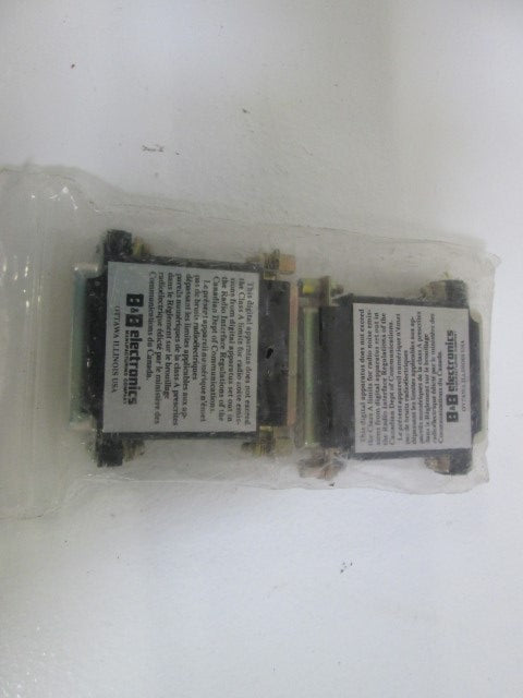 LOT OF 2 B&B ELECTRONICS CONVERTER 422CON *NEW IN BAG*