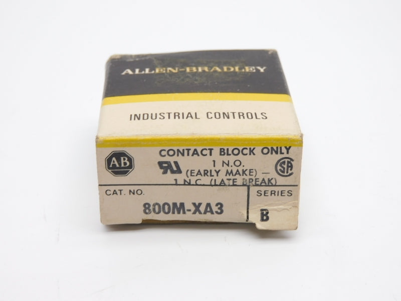 ALLEN BRADLEY 800M-XA3 SER. B 300VAC (BK/YL) NSMP