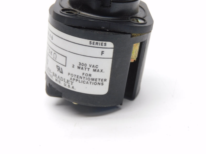 ALLEN BRADLEY 800H-UR46 SER. F 300VAC NSNP