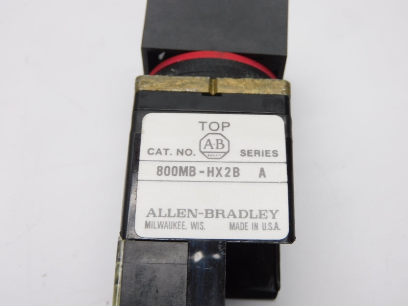ALLEN BRADLEY 800MB-HH2BLA SER. A 300VAC (BK/YL) NSMP