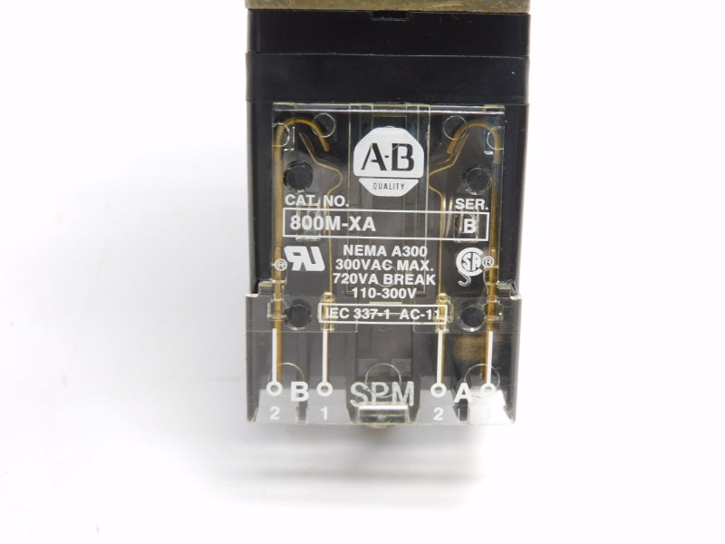 ALLEN BRADLEY 800MB-HH2BLA SER. A 300VAC (BK/YL) NSMP