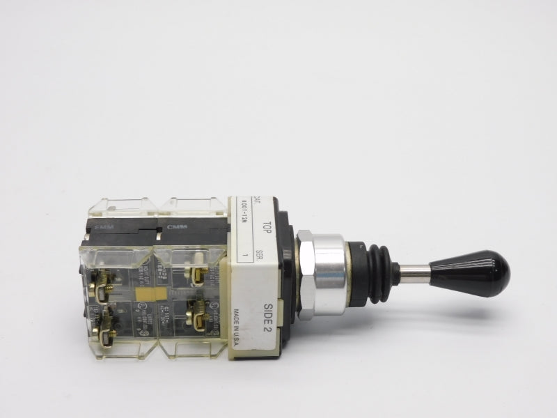 ALLEN BRADLEY 800T-T2M SER. T 600VAC (AS PICTURED) NSNP