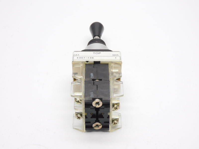 ALLEN BRADLEY 800T-T2M SER. T 600VAC (AS PICTURED) NSNP
