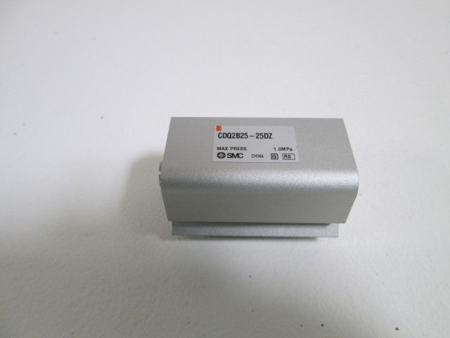 SMC CYLINDER CDQ2B25-25DZ *NEW NO BOX*
