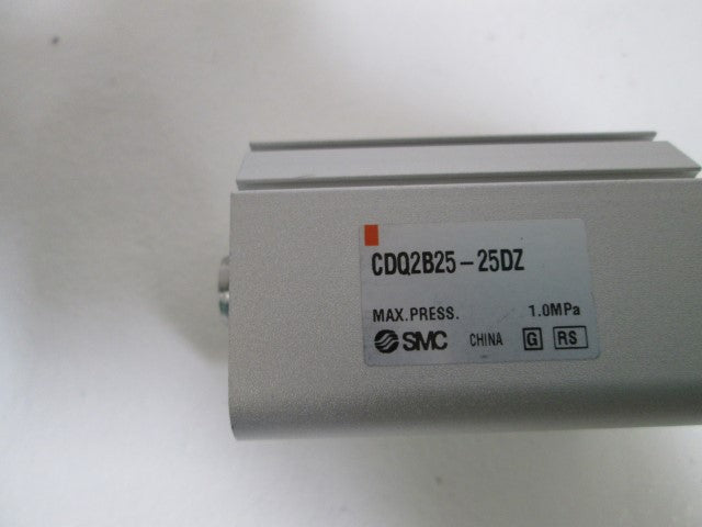 SMC CYLINDER CDQ2B25-25DZ *NEW NO BOX*