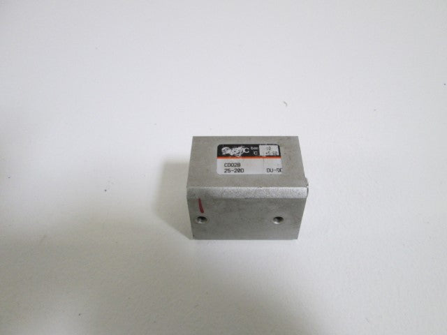 SMC CYLINDER CDQ2B-25-20D *USED*