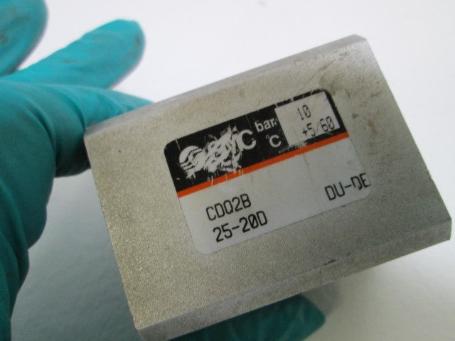 SMC CYLINDER CDQ2B-25-20D *USED*