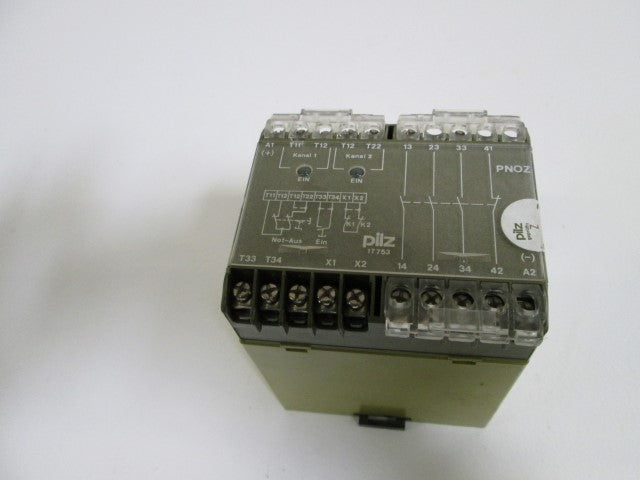 PILZ SAFETY RELAY PNOZ 24VDC 3S 1o *USED*