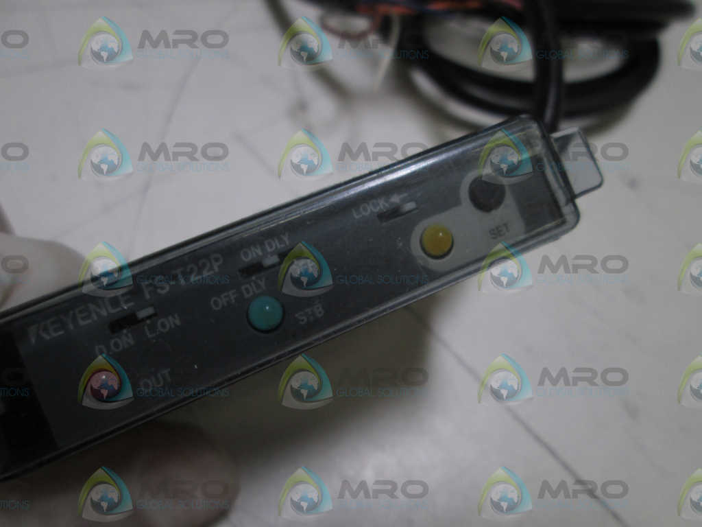 KEYENCE AMPLIFIER PNP ONETOUCH CALIBRATION FS-T22P *USED*