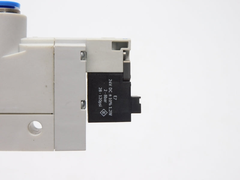 FESTO VN-14-L-T4-PQ3-VQ3-RO2-B 532649 SER. E043 24VDC UNMP