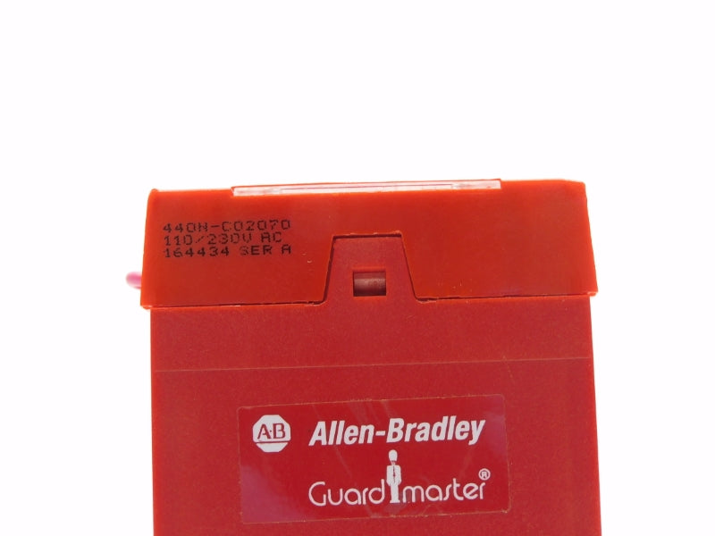 ALLEN BRADLEY 440N-C02070 SER. A 110/230VAC NSNP