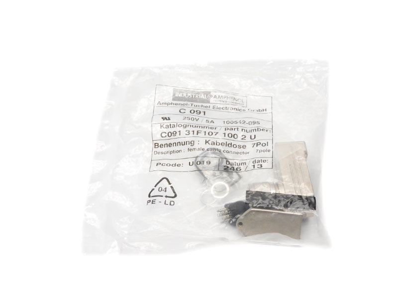 AMPHENOL C09131F1071002U 250V 5A NSMP