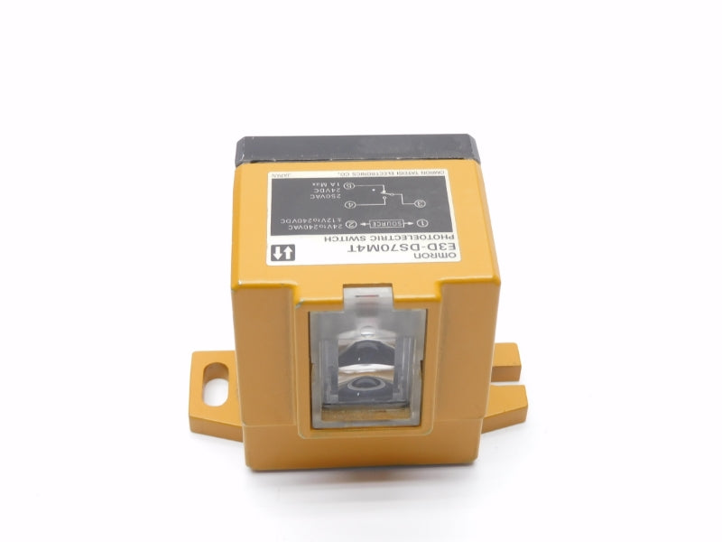 OMRON E3D-DS70M4T 24-240VAC 1A NSMP