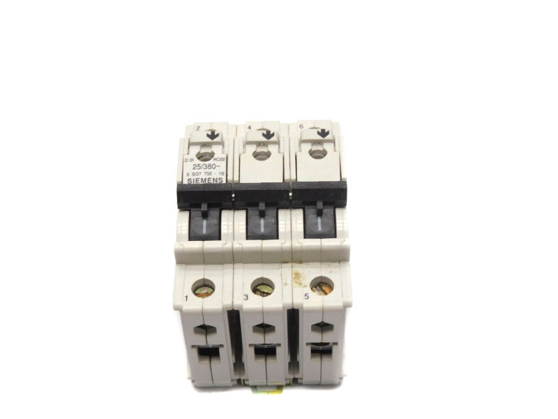SIEMENS 5SG7732-1B 380V 25A UNMP