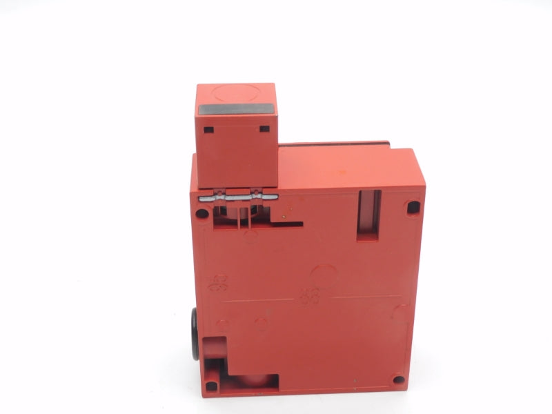 TELEMECANIQUE XCSE7313 24/48V 6A (NO KEY) NSNP